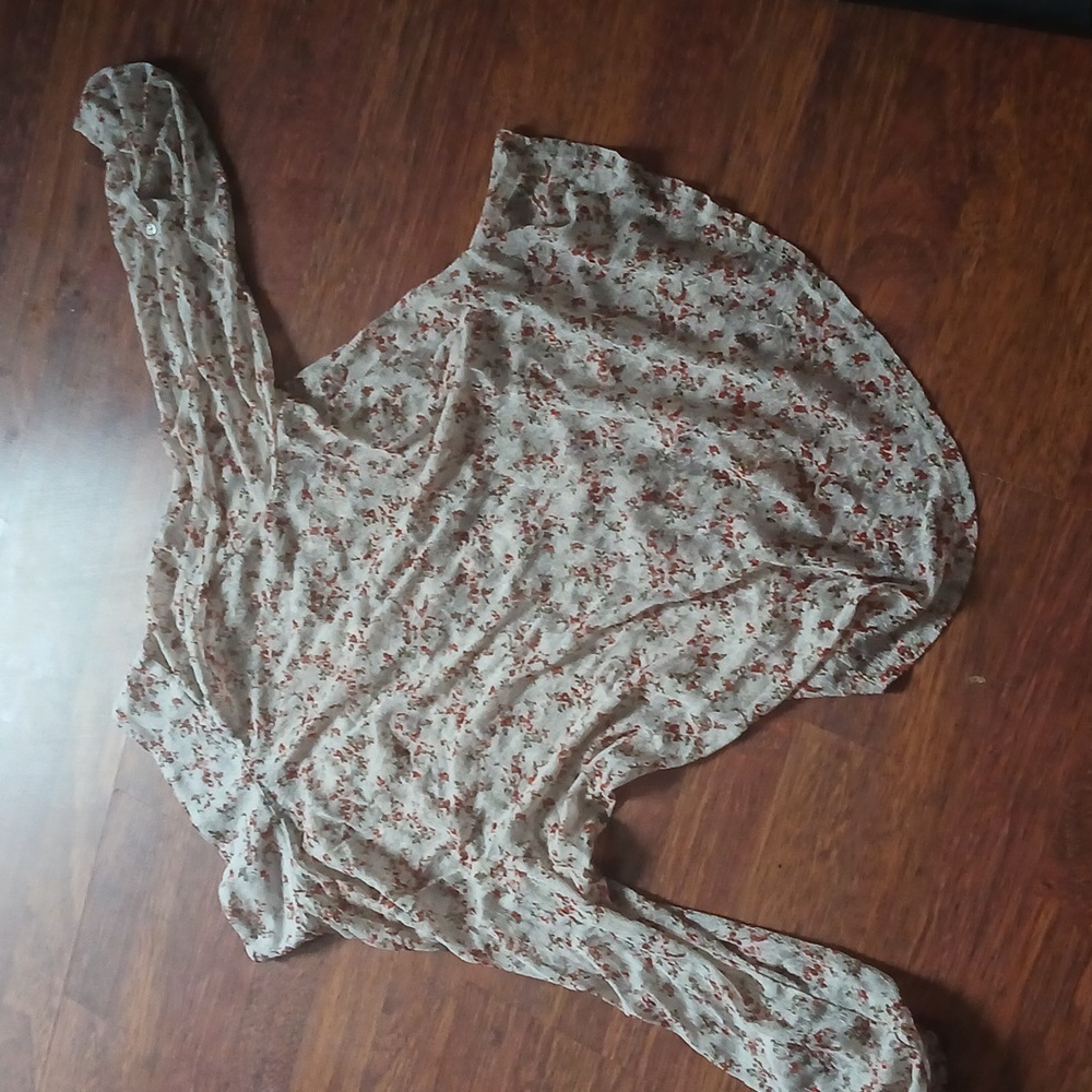 Floral‎ blouse - Picture 7 of 8